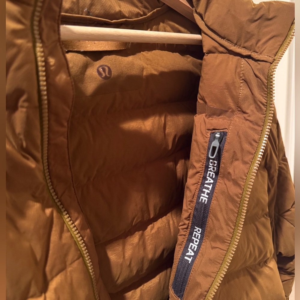 Lululemon Navigation Down Jacket. Size: Large. Br… - image 2
